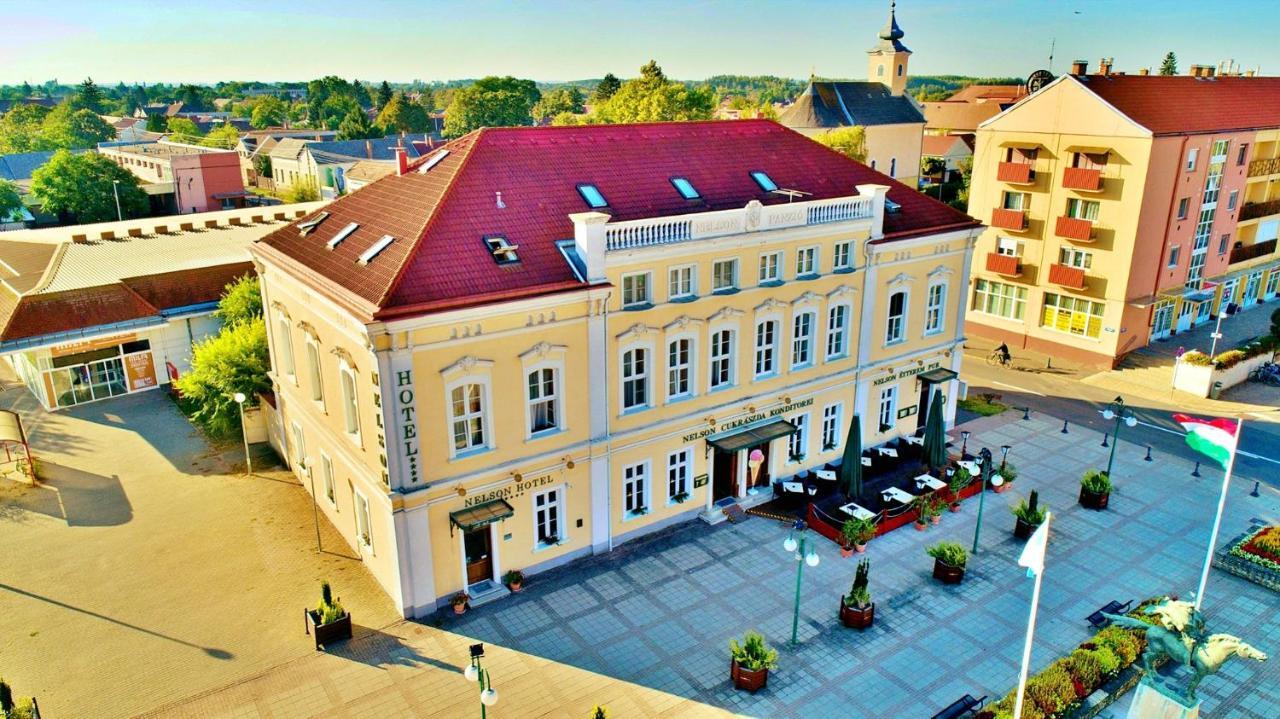 Hajdúszoboszló Nelson Hotel מראה חיצוני תמונה